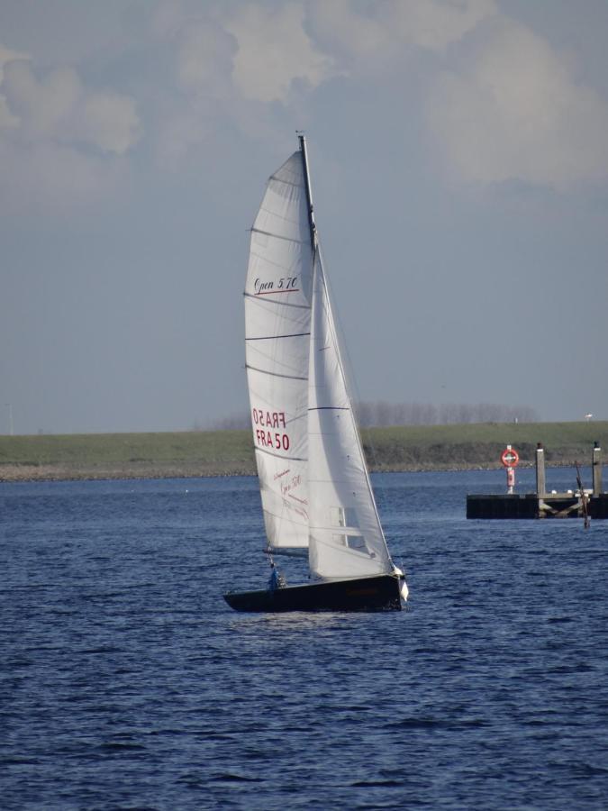 Vakantiewoning Direct Aan Het Veerse Meer Kortgene Luaran gambar