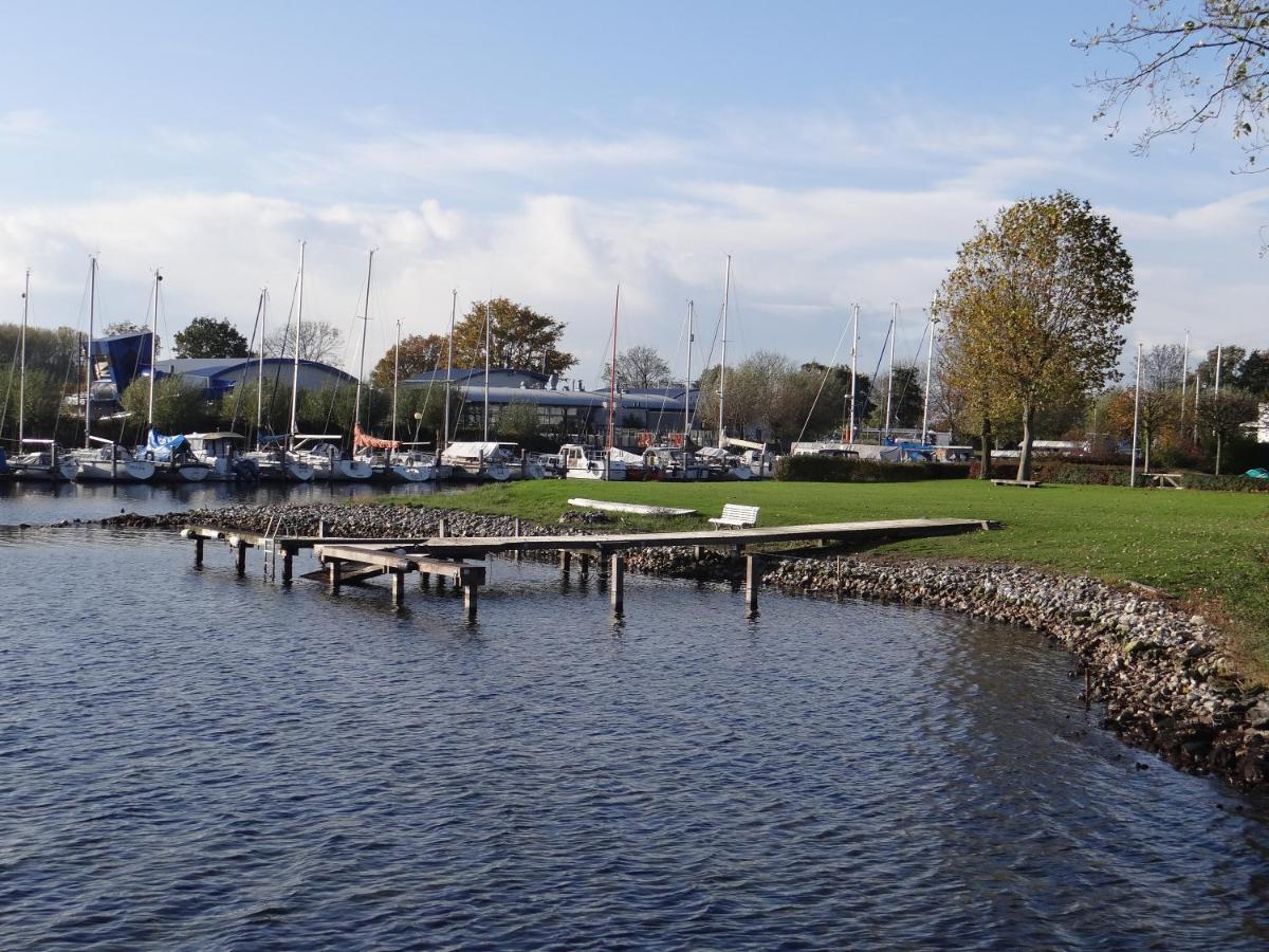 Vakantiewoning Direct Aan Het Veerse Meer Kortgene Luaran gambar